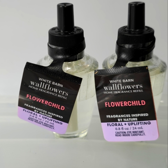 white barn bATH & BODY WORKS WALLFLOWER refills flowerchild lot OF 2 NWT - Picture 1 of 2